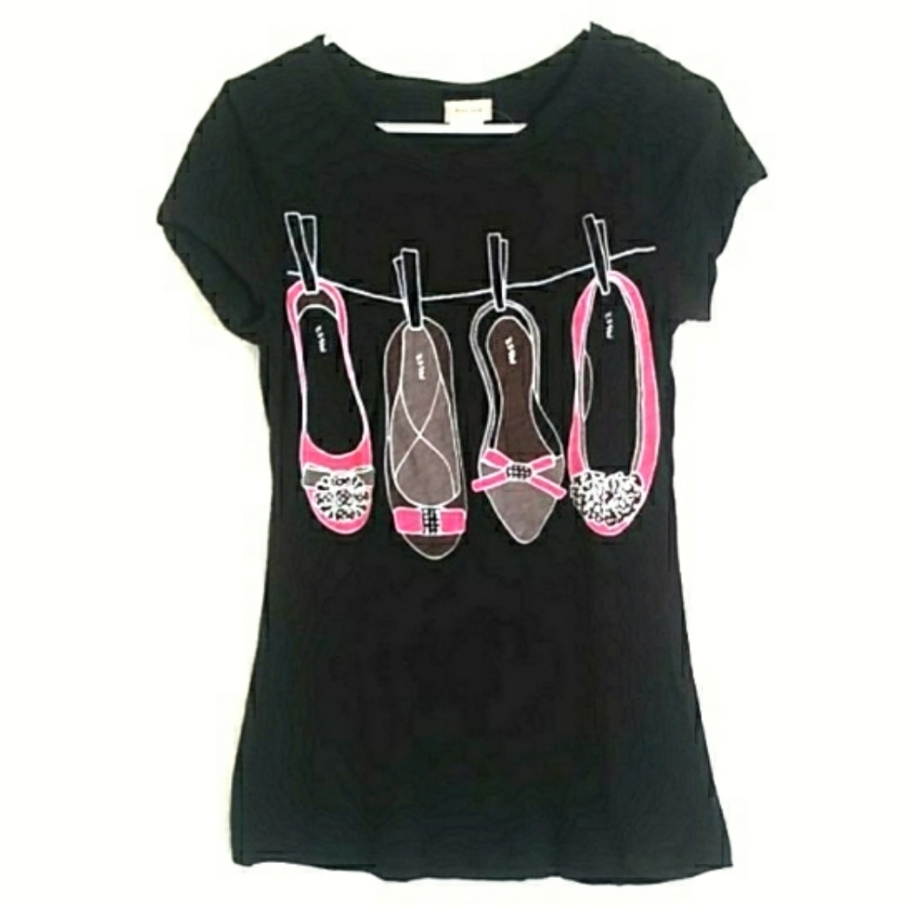 Pretty Good Shoe Black Pink graphic tshirt with sequins size Medium